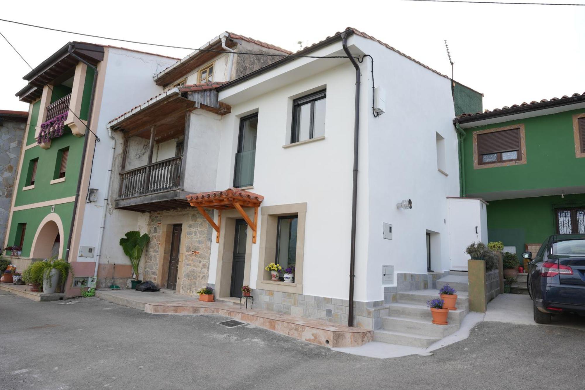 Villa La Casina De Tomas Colunga Exterior foto